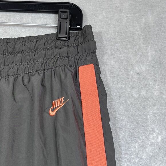 Vintage Nike Capri Track Pants Womens Size Medium Grey Tag Inseam 15 in - Picture 3 of 10